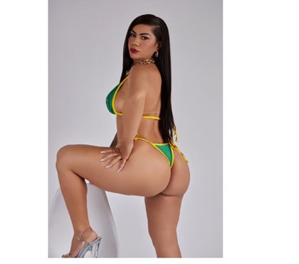 Escort Croydon Town Centre Croydon - Photos for 🔥Daiana Come and caress this hot brunette 🔥