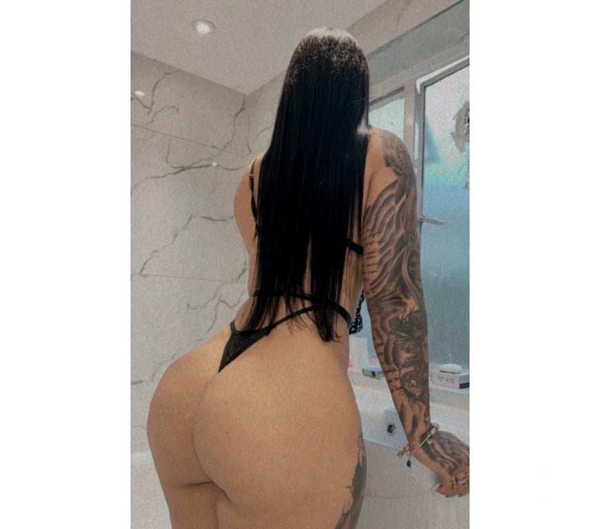 Escorts East London East Ham Station - East London - Photos for 💦SEXY HOT BRAZILIAN 🔥 REAL PIC 🍑