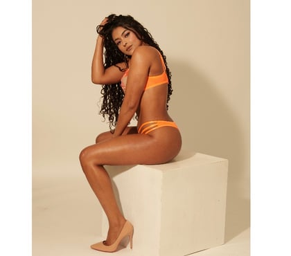 Escorts and Massages Wood Green North London - Photos for 🥂 Let’s Enjoy Something Special Together 🍾