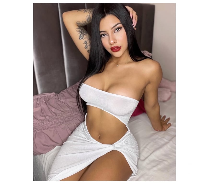 Escorts Wiltshire Swindon - Photos for CAMILA ✨SWEET STUDENT ✨ PARTY?🌶️I’M HERE FOR YOU