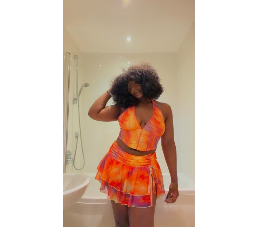 Escorts Buckinghamshire Milton Keynes - Photos for SONIA 💯 REAL PHOTOS