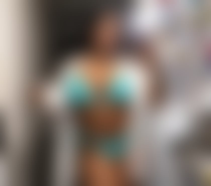 JUILIENNE SEXY CARIBBEAN DUO 😋