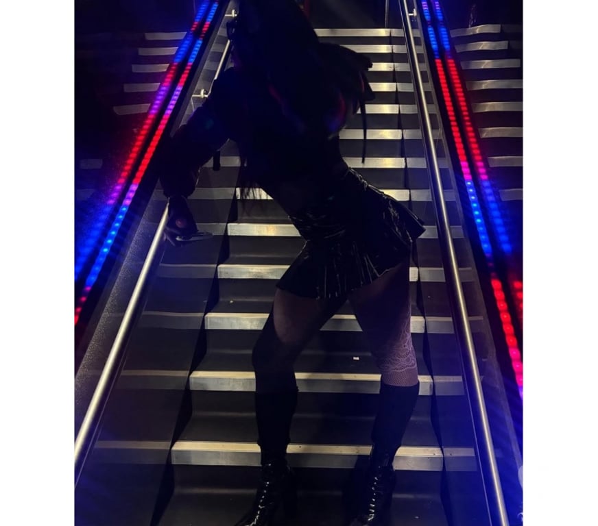 Trans Escorts West Midlands Birmingham - Photos for Island Spiced Peaches Visiting & Oniline Now