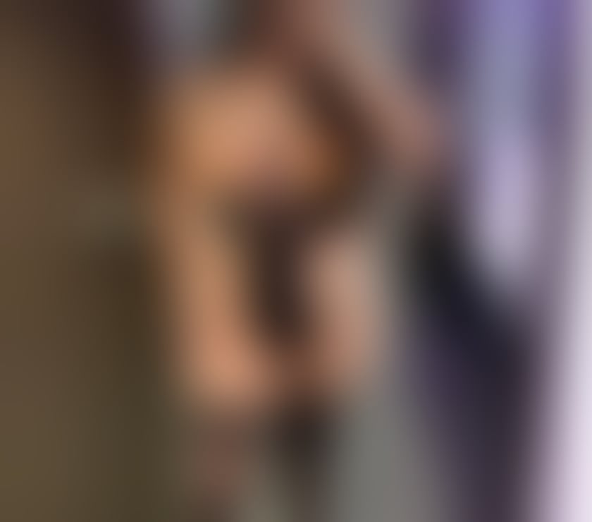 Escorts East London Silvertown - East London - Photos for Girlfriend-Style, with natural curves and a pleasant, sensua