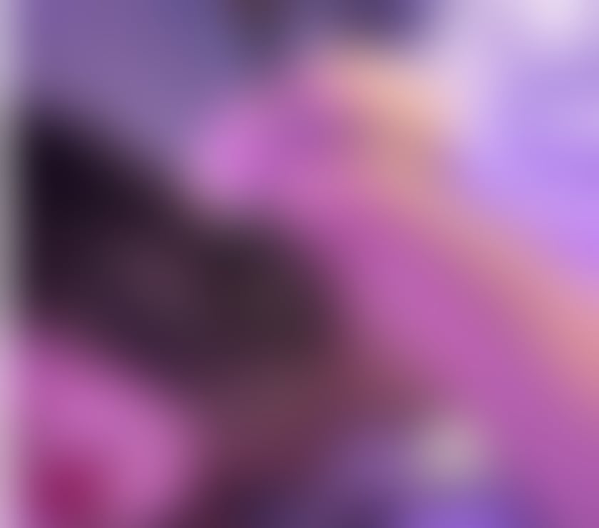 Escorts South East London Woolwich - South East London - Photos for Girlfriend-Style, with natural curves and a pleasant, sensua