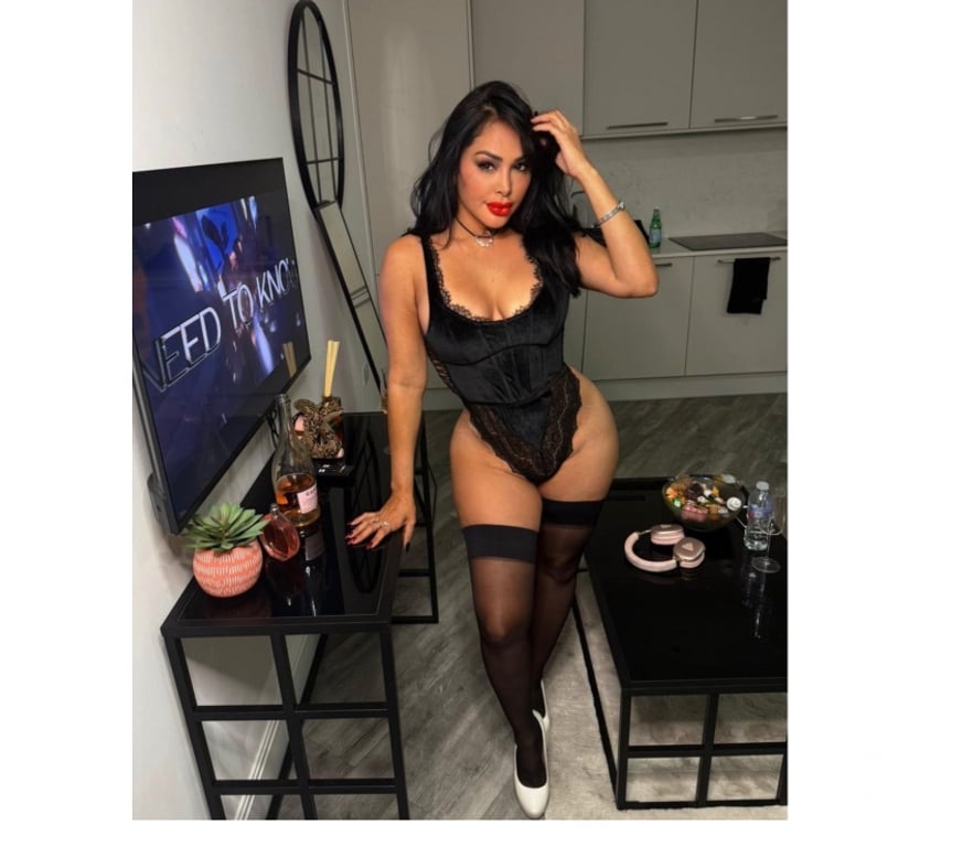 Escorts Bedfordshire Luton - Photos for I'm Patrizia very hot party girl💃🏻🕺🏼😈🔥