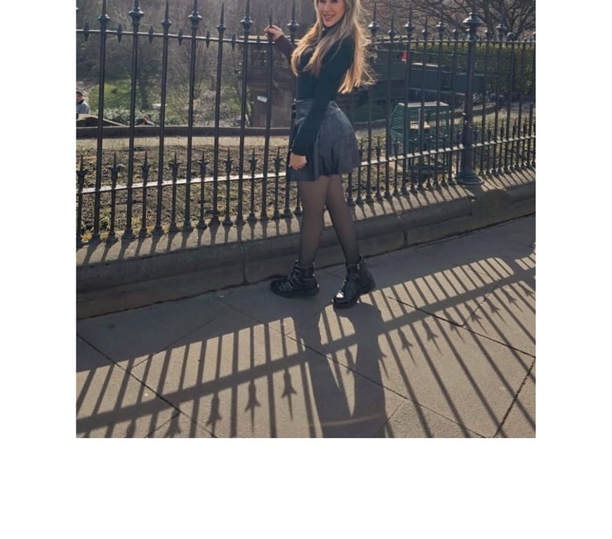 Escorts Edinburgh Edinburgh - Edinburgh - Photos for BRAZILIAN Real Curves, Impeccable Reputation. Larah Maia