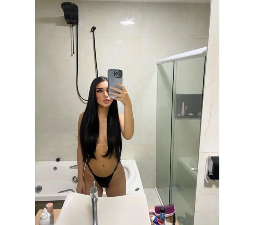 Escorts and Massages Leeds City Centre Leeds - Photos for 🇧🇷JULIA PARTY GIRL🇧🇷 Brazilian 100% REAL