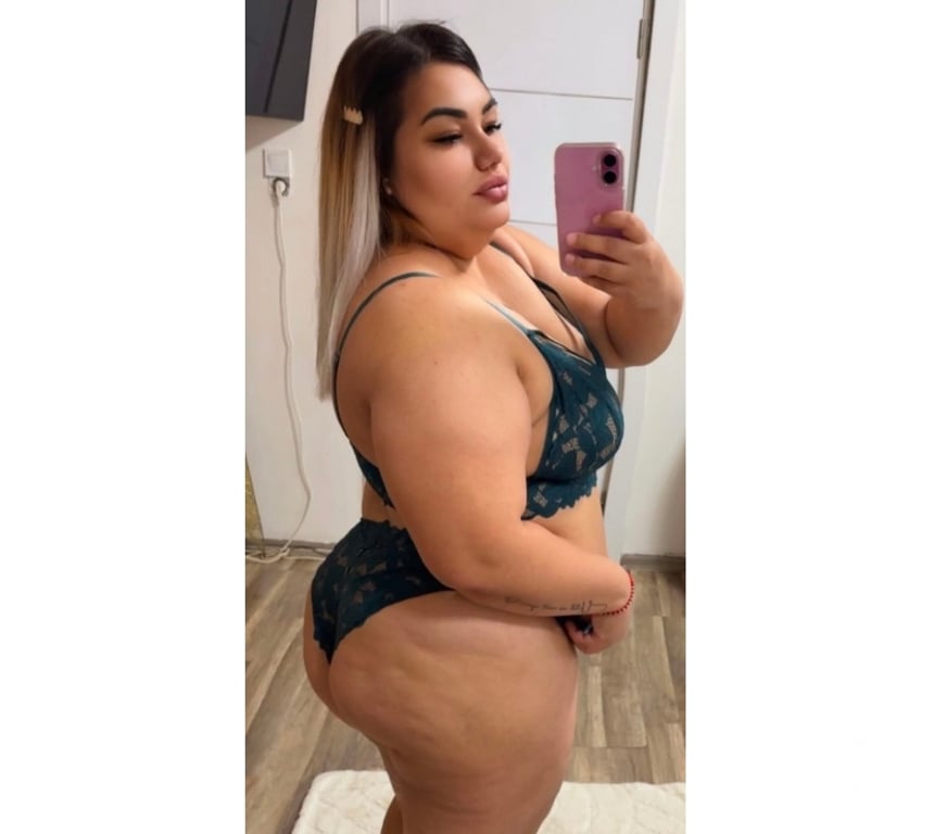 Escorts North London Enfield - Photos for Chubby ajlin x big ass 💋