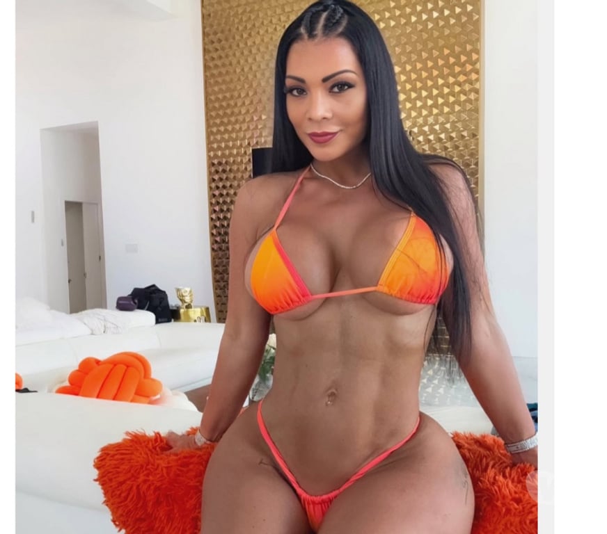 Escorts Kent Maidstone - Photos for 🔥🔥MILF TRANSEXUAL WOMAN ISABELA👅🔥🔥