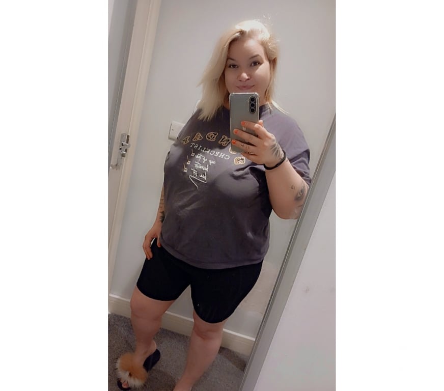 Escorts South Yorkshire Doncaster - Photos for Hi guys I'm Karina party 🥳 girl ❤️🥳