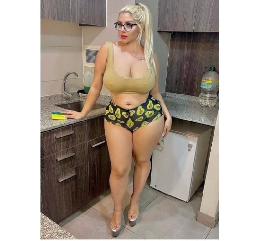 Escorts Cardiff Cardiff City Centre - Cardiff - Photos for Hi EMMA 💙 SEXY PARTY GIRL IN TOWN 💙🍾,