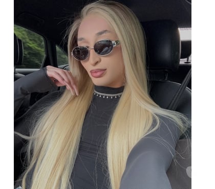 Photos for Elite young bombshell