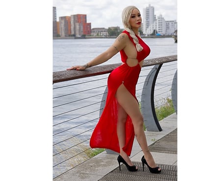 Escorts Grays Thurrock - Essex - Photos for SARAH XXL BUTT IN GRAYS