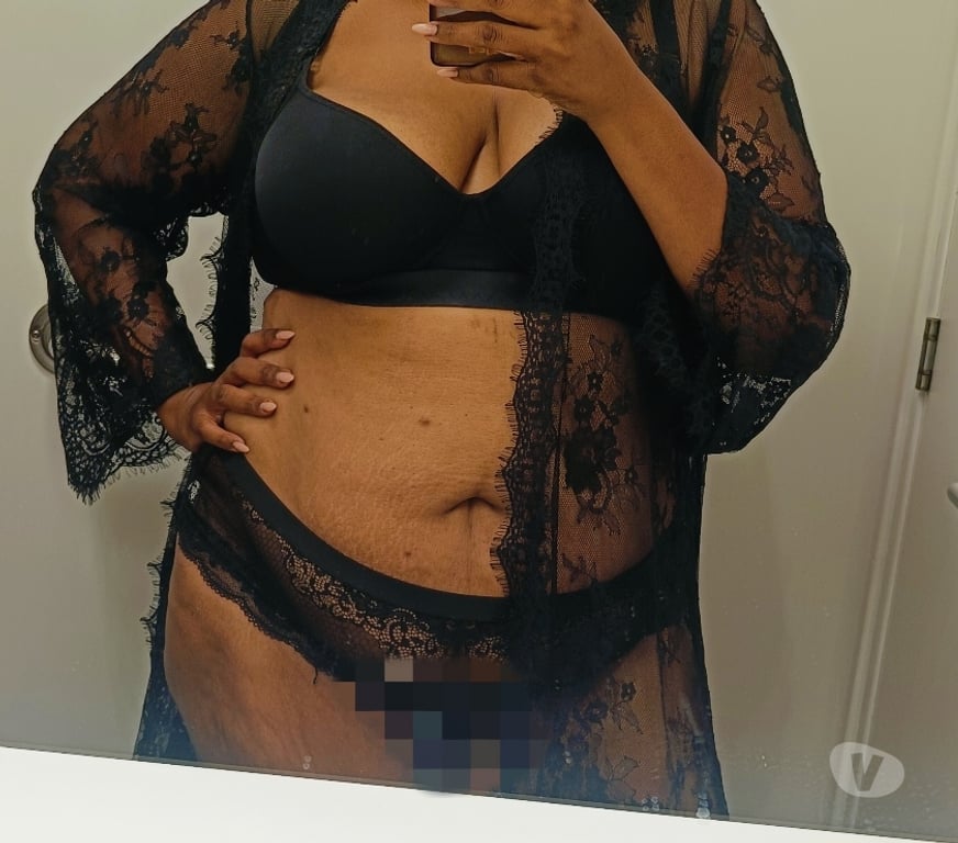 Escorts East London Walthamstow Central Station - East London - Photos for African Caramel
