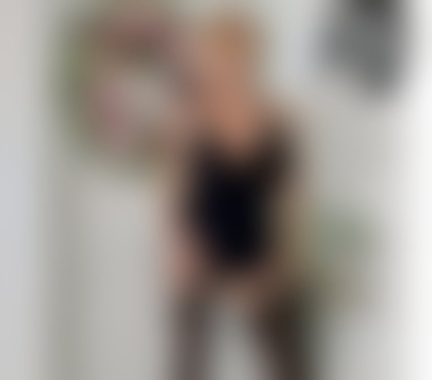 Escorts Turnpike Lane North London - Photos for PARTY BLONE MAture