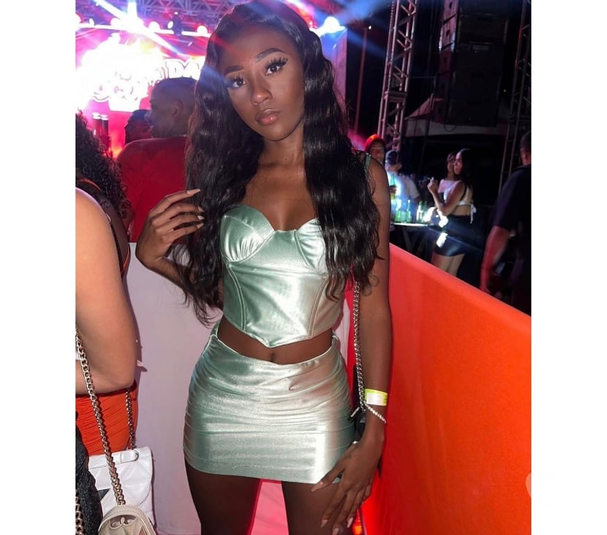 Escorts South Yorkshire Sheffield - Photos for Sara 😍 Hot girl Brazilian 🇧🇷🍫 NO rush