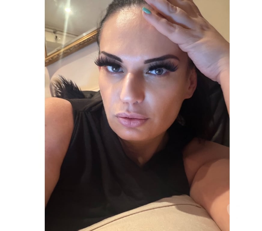 Escorts East London Walthamstow - East London - Photos for The perfect British and English MILF you’ve waited for!
