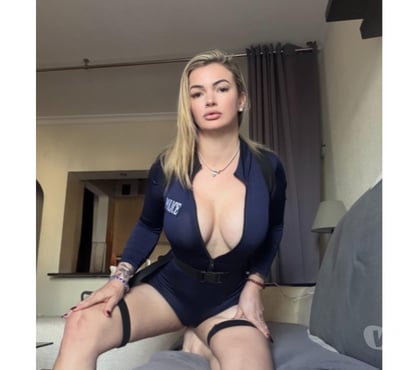 Escorts and Massages Tooting Broadway Station South West London - Photos for BR 🇧🇷💛Blond💚Sexy and naughty❤️