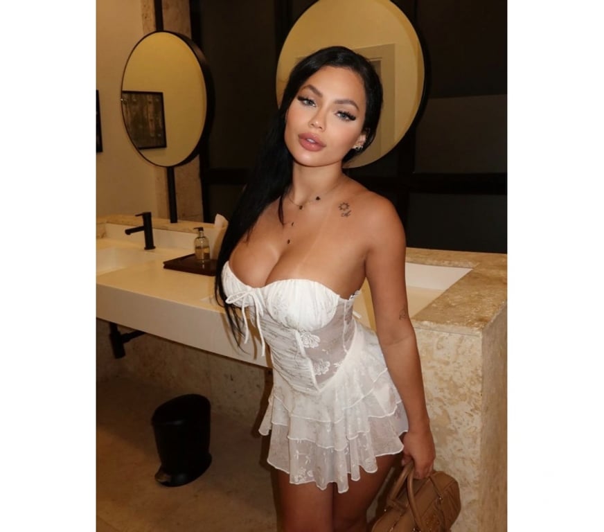 Escorts East London Plaistow - East London - Photos for 🌸DELICATE, SEDUCTIVE AND FULL OF DESIRE🔥💋