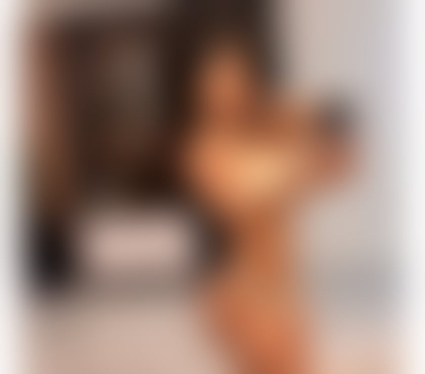 Escorts Surrey Epsom and Ewell - Photos for Mia Brazilian 🇧🇷 BABY FACE 20 Years