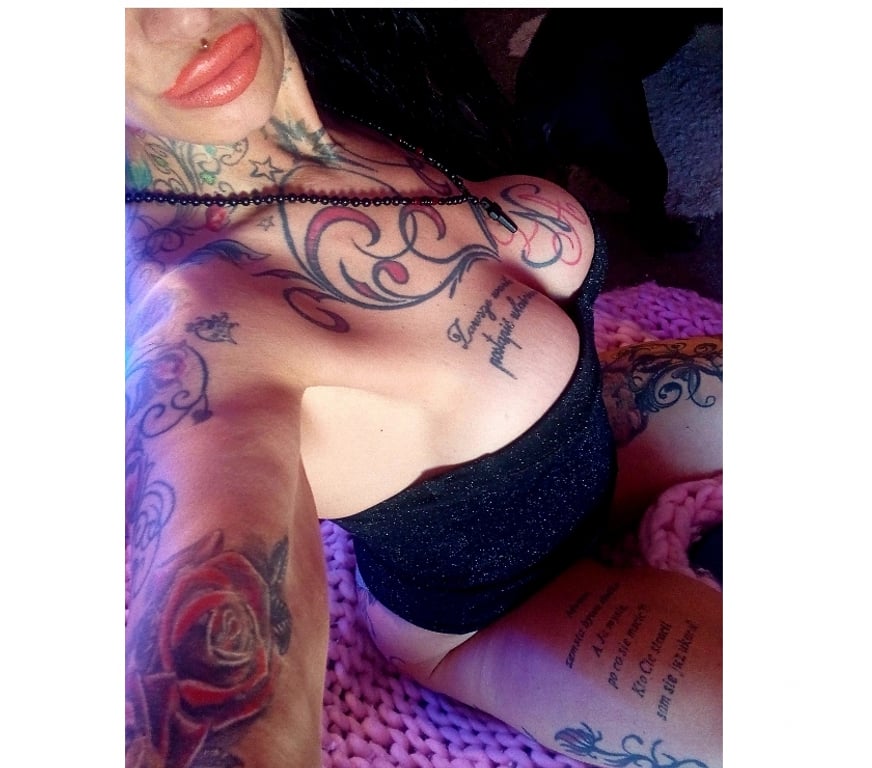 Escorts East London Walthamstow Central Station - East London - Photos for Beautiful woman easy going ready to meet u
