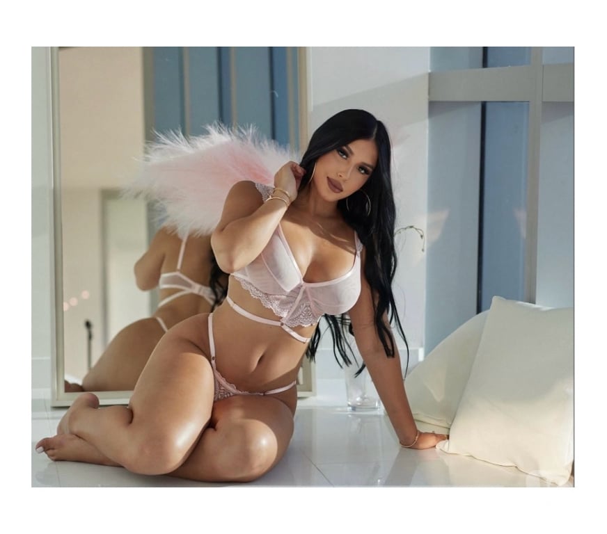 Escorts West Sussex Crawley - Photos for 🇧🇷 Sexy Brazilian in the City – Dreams Come True