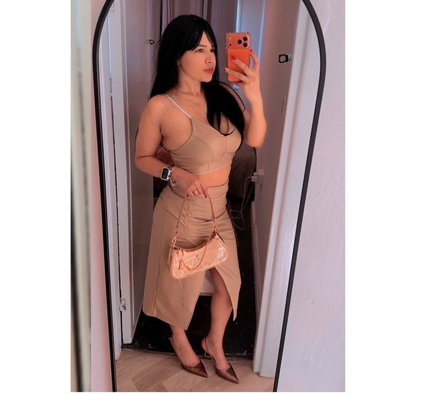 Escorts Ealing Perivale Station - Ealing - Photos for Bruna🔥perfect girlfriend❤️party🥂
