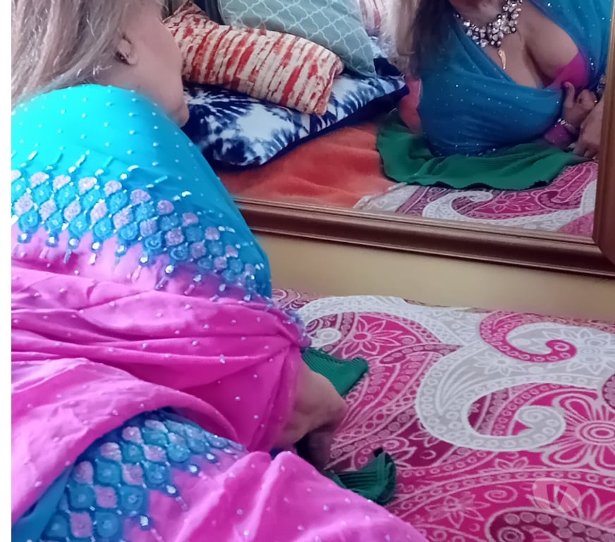Escorts South West London Richmond upon Thames - Photos for INDIAN ESCORT 5 ⭐️ AND MASSAGE 💆‍♀️ 😋