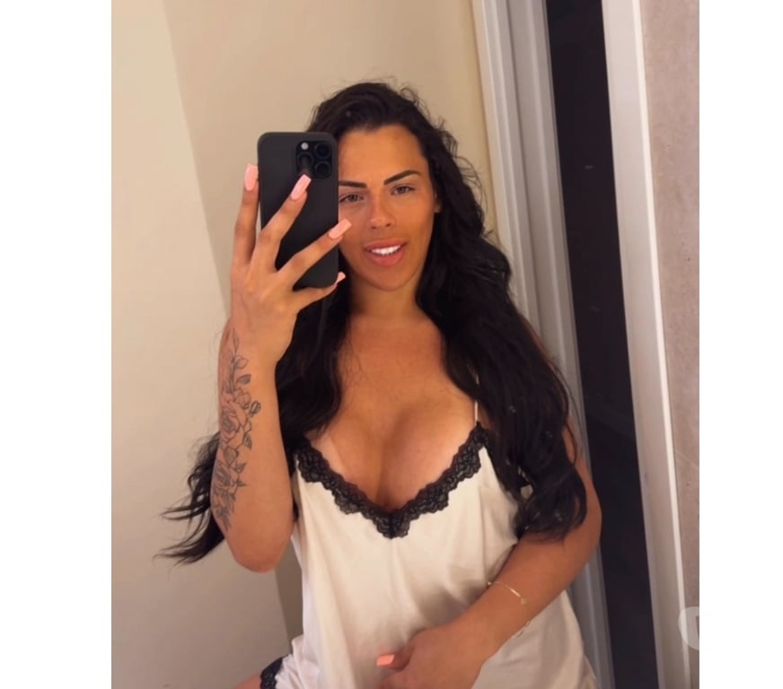 Trans Escorts Swansea - Wales Swansea City Centre - Swansea - Photos for TAYNA XL FiT 🇧🇷🥳