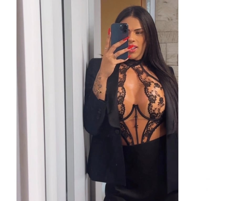 Trans Escorts Swansea - Wales Swansea City Centre - Swansea - Photos for TAYNA XL FiT 🇧🇷🥳