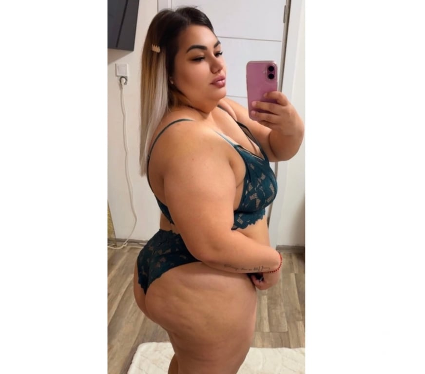 Escorts North London Edmonton - North London - Photos for Chubby ajlin x big ass 💋