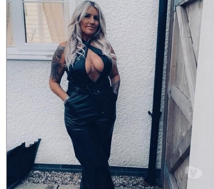 Adult Entertainment Kensington and Chelsea Central London - Photos for 💦VERY wet nurse. Let me look after you ❤️ DEALS X