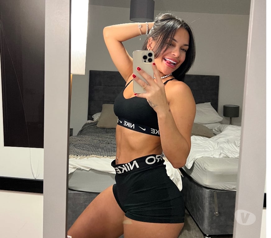 Escorts Wiltshire Swindon - Photos for Laura 💕 BIG ASS 🍑 💯 % Real