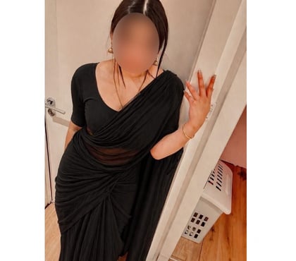 Escorts Manchester City Centre Manchester - Photos for Elegant&Caring Indian Tamil girl new in Manchester