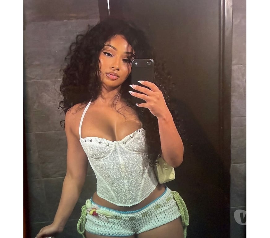 Escorts North London Enfield - Photos for FABIANNA SEXY BRAZILIAN IN TOWN