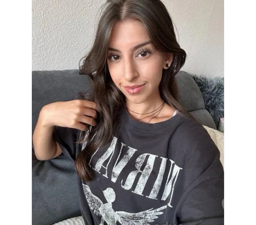 Escorts East London Redbridge - Photos for Mariana 💕 party 🍾sexy 🌹