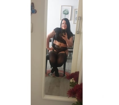 Escorts and Massages Wallsend North Tyneside - Photos for Sandra, mature Latina, fun professional massage.