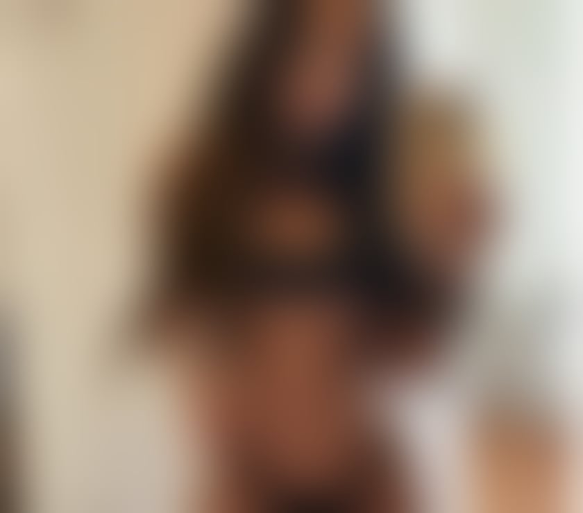 Escorts Surrey Mole Valley - Photos for Vanessa 💋 Discretion • Class • Chemistry 💋