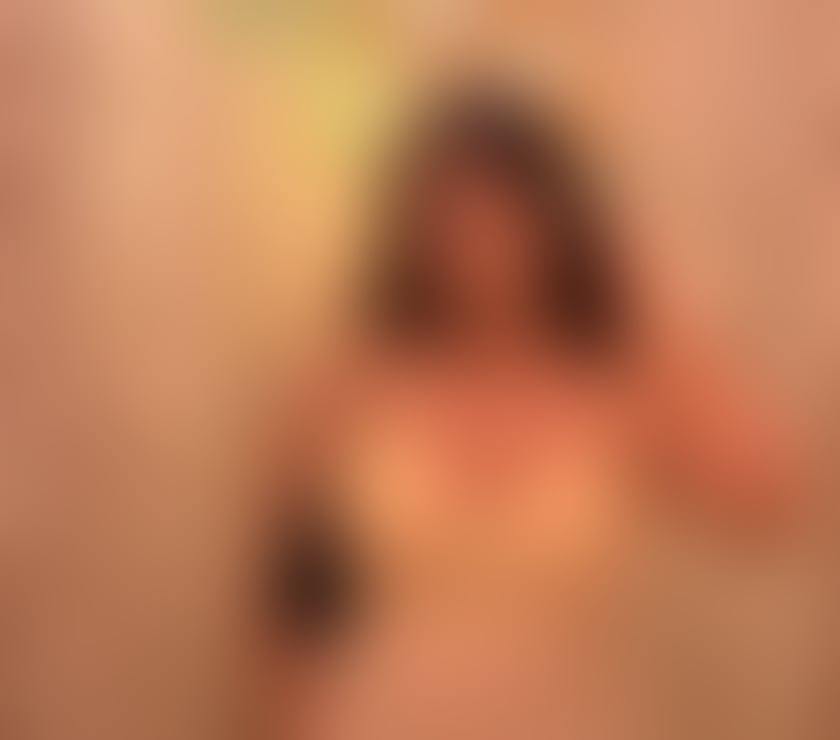 I am Anamika available in your city ❣️🥰.
