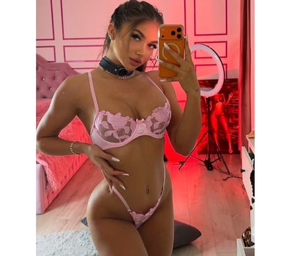  Escorts Bradford City Centre Bradford - Photos for 🌸Miruna🔥Last 3 days🩷call me🫶🏻all night