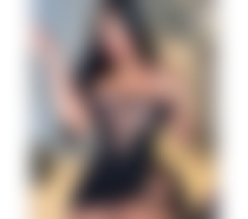 BRUNETTE 🌸 SWEET & SEXY 😘 NEW IN TOWN