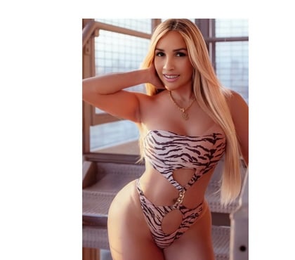 Escort Barking Station East London - Photos for Stunning big bum big tits nice brazilian 🇧🇷🍒🍀