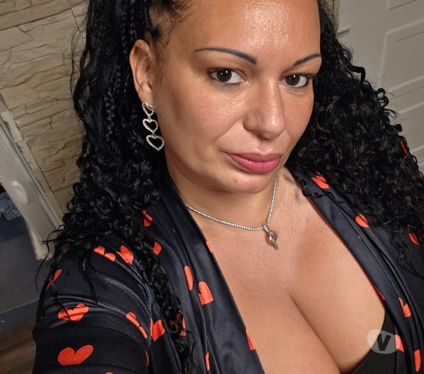 Escorts North West London Willesden Green - North West London - Photos for Sexy Simona Milf Best OWO! CIM!