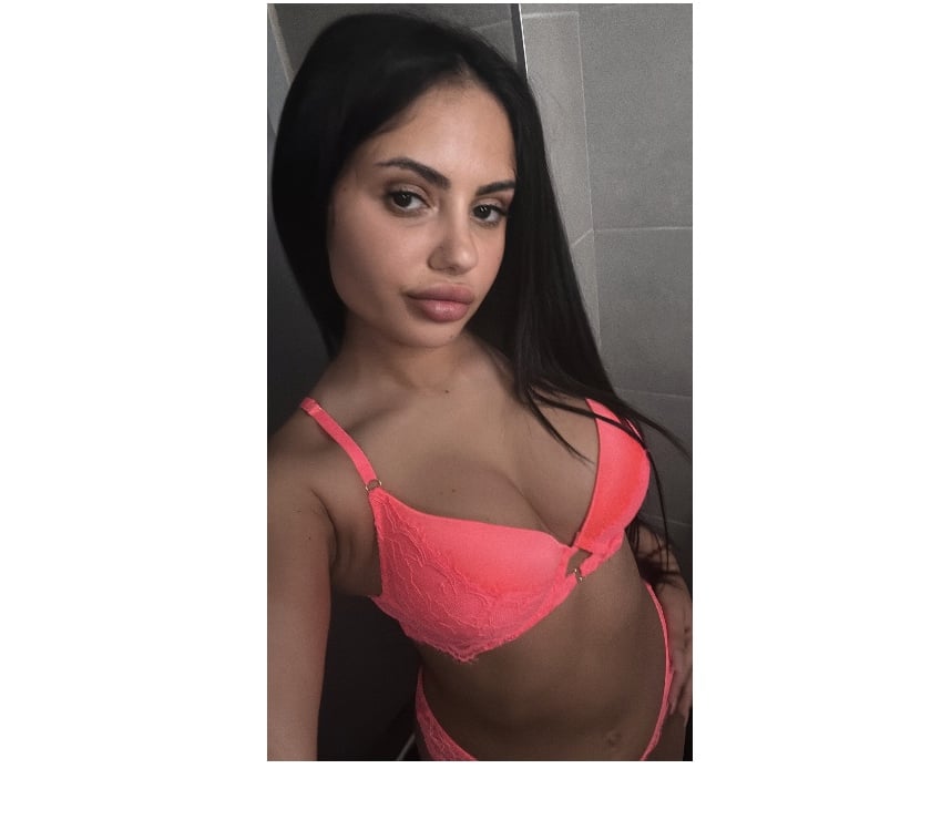 Escorts Huddersfield Kirklees - Photos for Alessia new in your town !!!