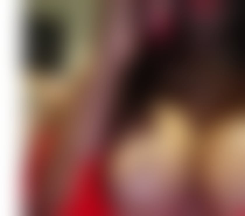 Escorts Cumberland Whitehaven - Cumberland - Photos for Allure K Busty elegant mature lady