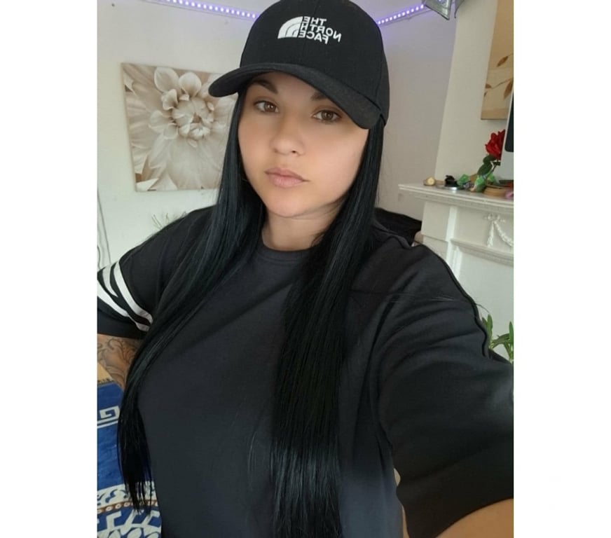 Escorts Merseyside Liverpool - Photos for Luxury Brunette Companion – Elegance, Discretion & Desire