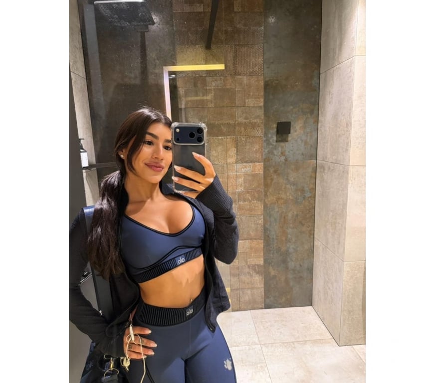 Escorts North London Wood Green - North London - Photos for SARAH 🇧🇷 Brazilian Beauty PARTY VIBES 🥂🍑