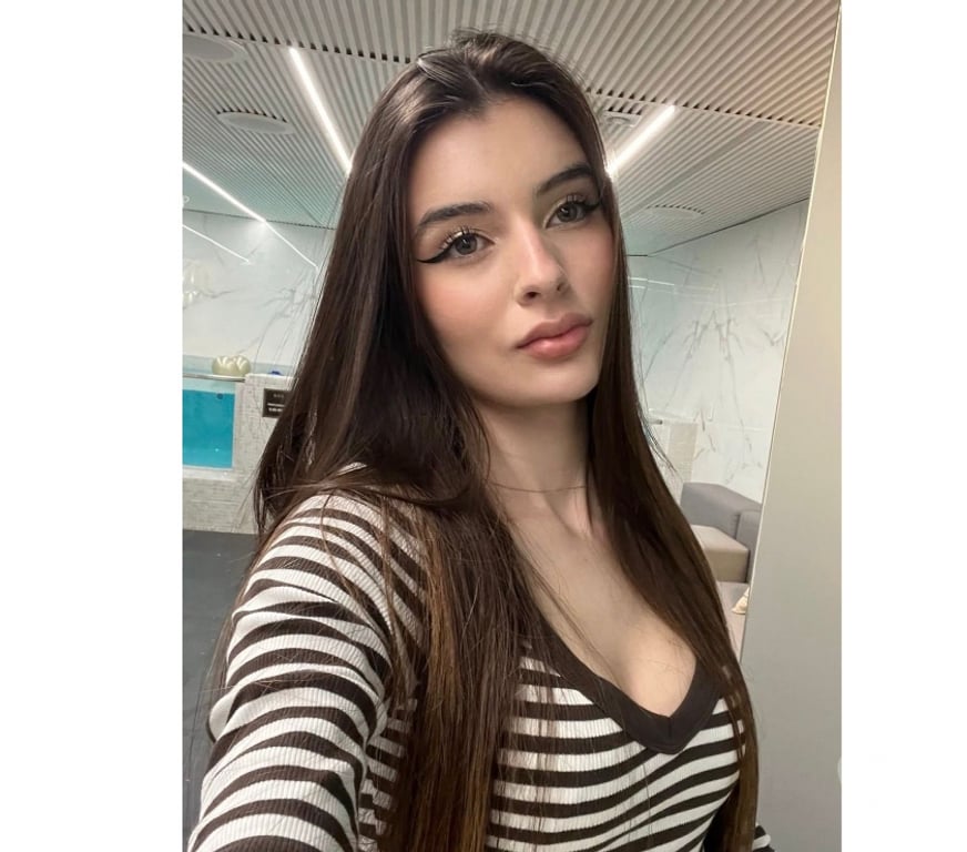 Escorts East London Canary Wharf - East London - Photos for SOPHIA 💜 NEW IN TOWN 🔥 PARTY GIRL 💕 NO RUSH