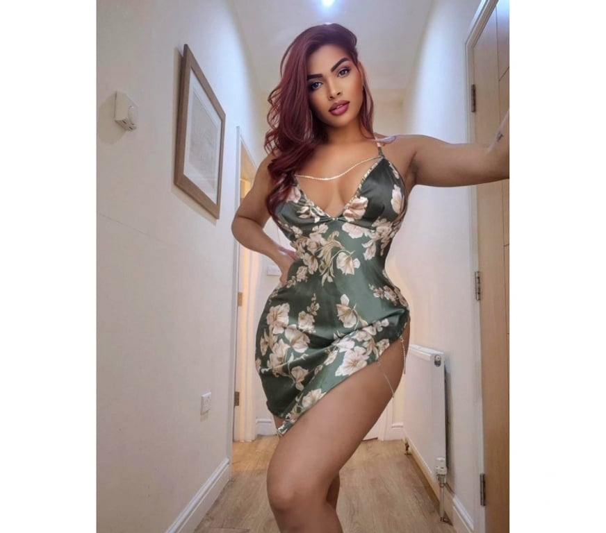 Escorts South East London Croydon - Photos for Larissa Brunette Brazilian🔥 100% Real